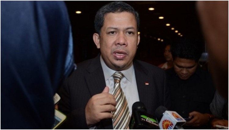 Wakil Ketua DPR Fahri Hamzah meminta Jokowi jangan mengintervensi MKD